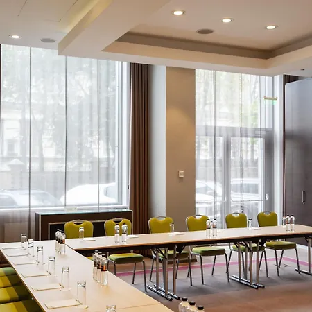 - Kyiv, An Ihg Hotel 4*