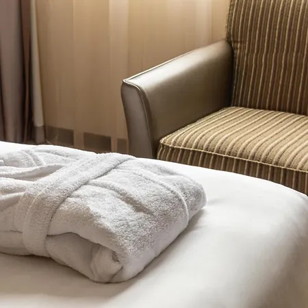 - Kyiv, An Ihg Hotel