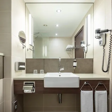 - Kyiv, An Ihg 4* Kiev