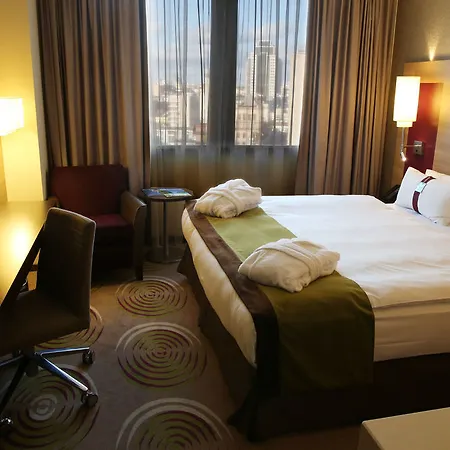 - Kyiv, An Ihg 4*