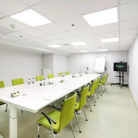 - Kyiv, An Ihg Hotel 4*